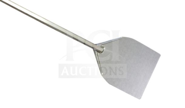 Brand new American Metalcraft aluminum pizza peel, commercial grade, with sturdy handle. Comes in original packaging.