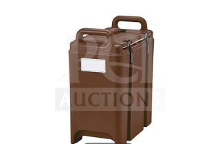 Brand new Cambro 350LCD131 dark brown plastic 3-3/8 gallon insulated soup carrier in box, excellent condition.
