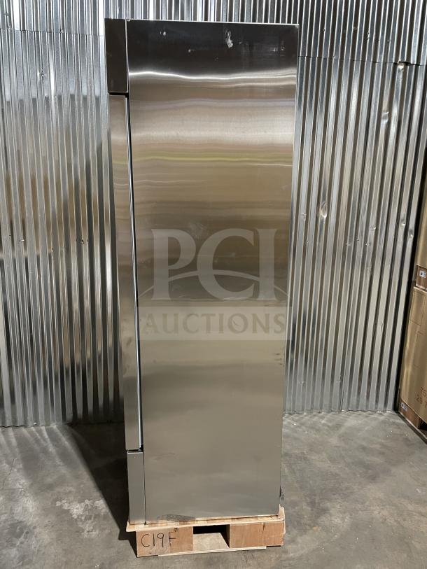 Coldline C19F stainless steel 29" reach-in freezer, new condition, with wired rack, model SN: 005677987870352312, 115V 1 Phase.