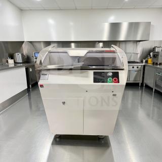 High-grade JAC VPL770 Varia Pro bread loaf slicer, 2020 model, fully adjustable thickness, tested operational, excellent condition.