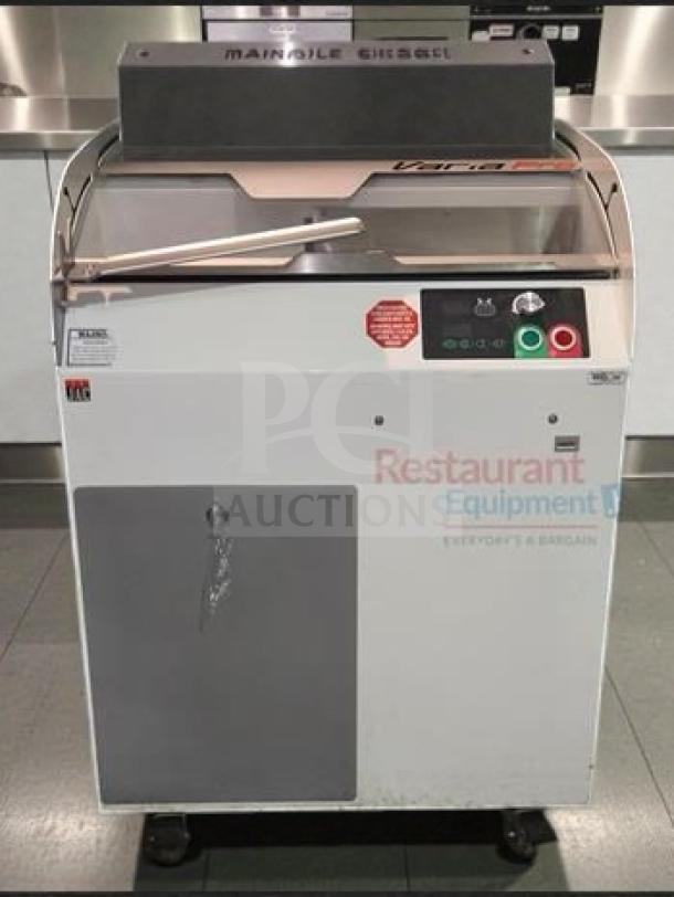 JAC VPL770 Varia Pro bread loaf slicer, 2020 model, high-grade condition, adjustable thickness, fully tested, operational.