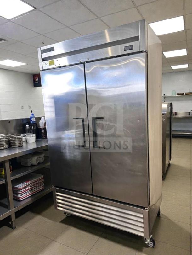 Commercial two-door reach-in refrigerator, stainless steel, bottom-mount, immaculate condition, model REF-L-2DR-0472.