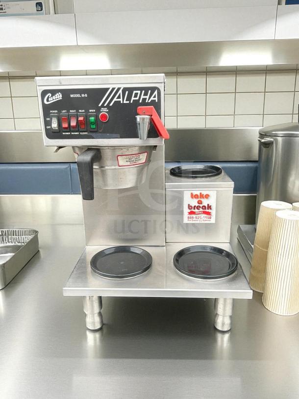 Wilbur Curtis ALPHA-III-S coffee brewer with 3 warmers, hot water faucet, premium condition, fully tested, 120V, NSF & UL listed.