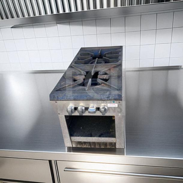 Vulcan commercial single burner stock pot range, heavy-duty gas cooker, top-tier condition, fully tested, floor model.
