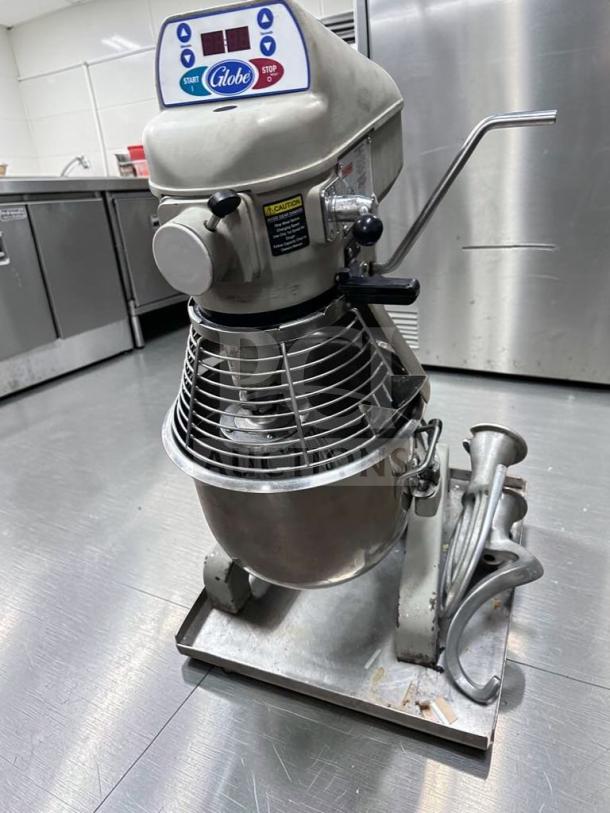 Flawless Globe SP20 commercial planetary mixer, 20 qt, 1/2 HP, 115V, NSF, tested operational, Dayton, Ohio.