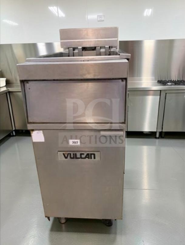 Vulcan 1ER50A commercial electric deep fryer, 50 lb capacity, excellent condition, fully tested, model VUL-L-FRY-0684.