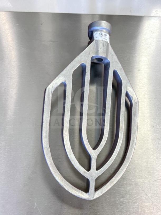 Commercial aluminum flat beater paddle, 17", superior condition, heavy-duty mixer attachment, model MIX-S-BEATER-0690.