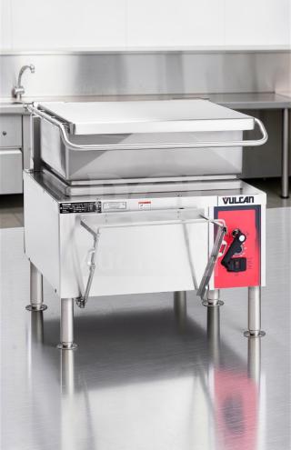 Vulcan VG30-NAT 30 Gallon Gas Tilt Skillet in outstanding condition, 90,000 BTU, stainless steel, fully operational.