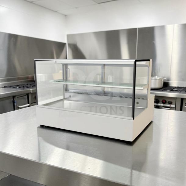Immaculate RPI Industries VICD3-20-R-SQ-SC-CT refrigerated display case, glass merchandiser, commercial grade, 115V.
