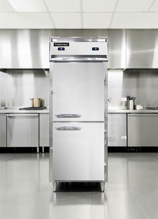 Continental D1RFESNSAHD stainless steel reach-in refrigerator/freezer, dual temp, immaculate condition, fully tested.