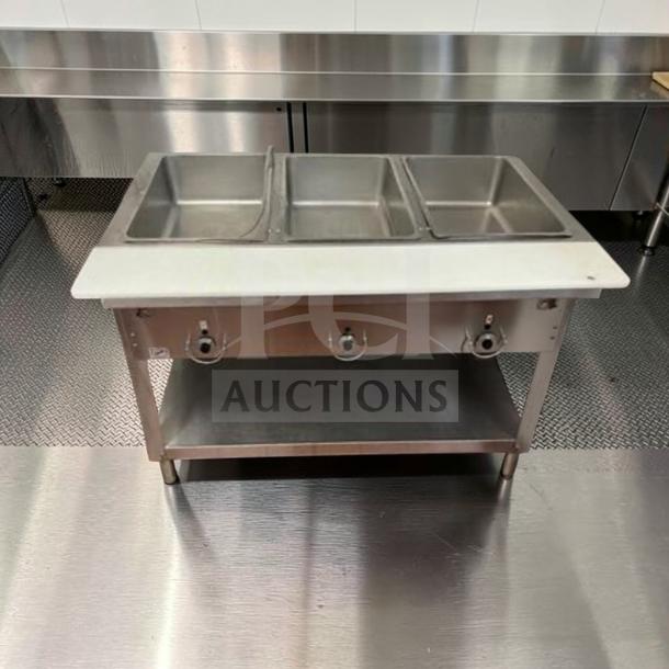 Duke E303 Aerohot electric steam table, stainless steel, three compartments, excellent condition, fully tested.