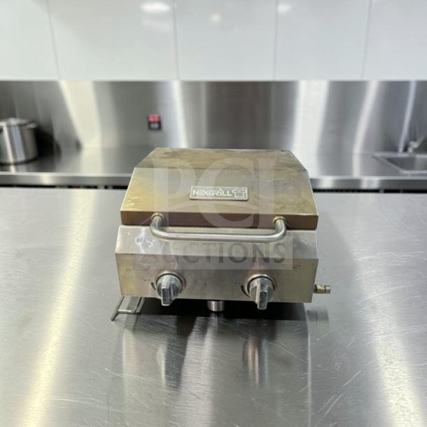 Nexgrill 2-burner portable propane tabletop grill, stainless steel, model 820-0033, superior condition, fully tested.