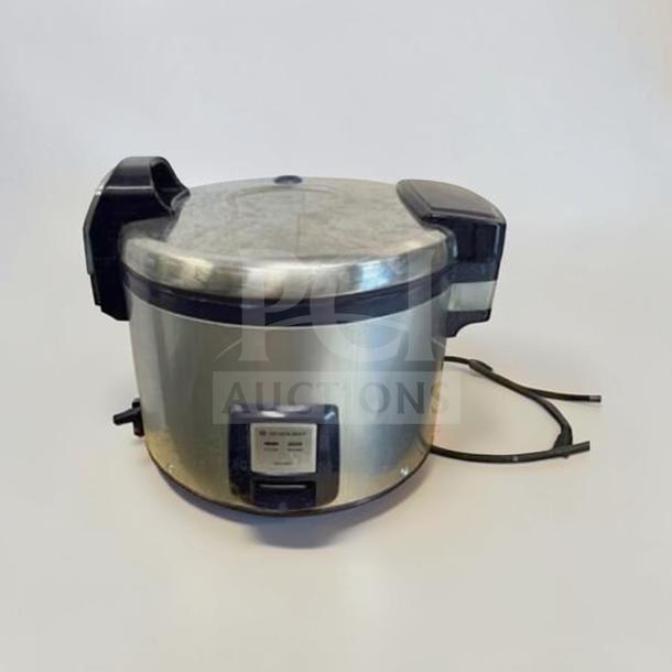 Large capacity stainless steel commercial rice cooker, model RICE-M-COOKER-0764, in remarkable condition, fully tested.