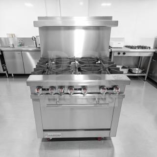 Connerton CN36-6_LP gas range, 36" wide, 6 burners, stainless steel, oven base, exceptional condition, fully tested.