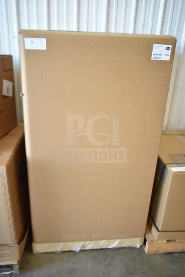 Brand new Varimixer SP40, 40 Qt. floor mixer in box. Includes manual bowl lift, bowl, attachments. 208V, 1 phase. Scratch and dent model.