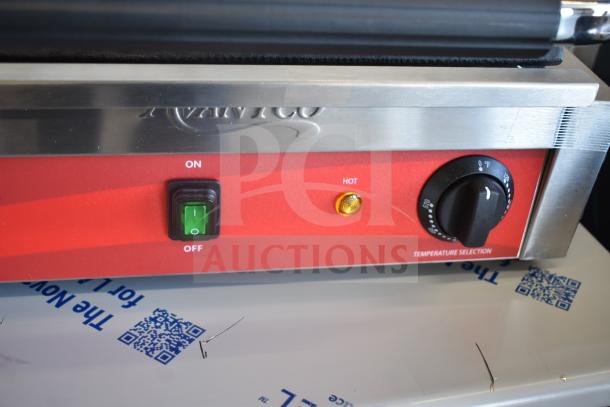 Avantco 177PG200 Commercial Panini Grill, grooved plates, 13 3/8" x 8 3/4" surface, 120V, scratch and dent condition.