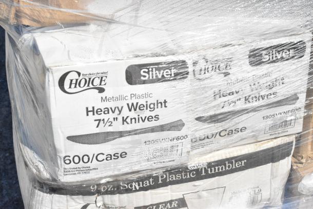 Box of Choice 7.5" metallic plastic heavy weight knives, 600 per case, new condition, wrapped in plastic.
