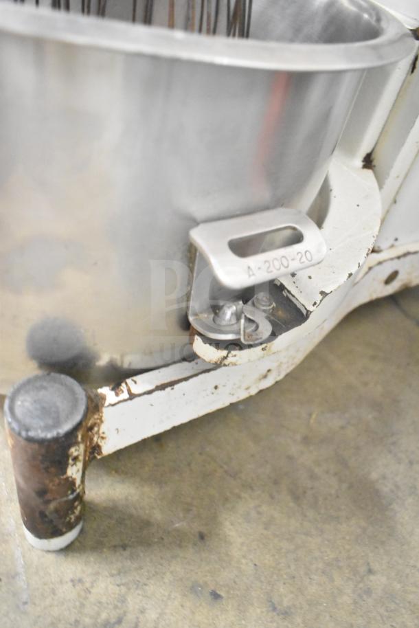 Medalist L20 20-Quart Dough Mixer with bowl, guard, and whisk. Visible wear on base. Marking "A-200-20" on the bowl.