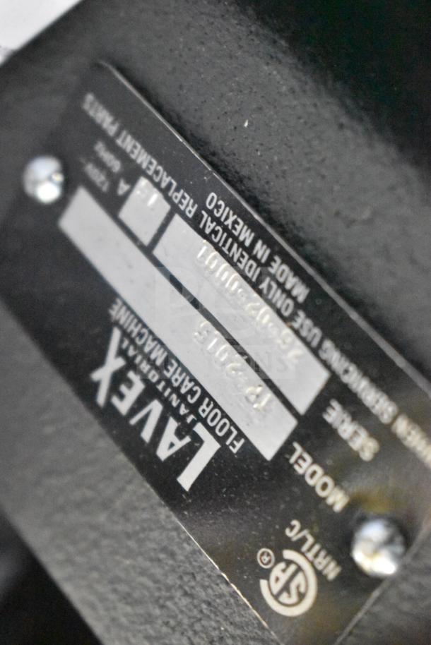 Lavex Pro 978LPS20S label showing model, 175 RPM speed, and "Made in Mexico" marking on heavy-duty floor machine.
