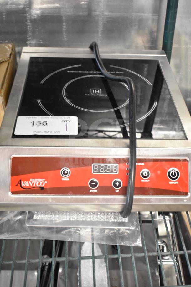 Brand new Avantco 177IC3500 countertop induction cooker; 208-240V, 1 Phase. Control panel with digital display. Scratch and dent.
