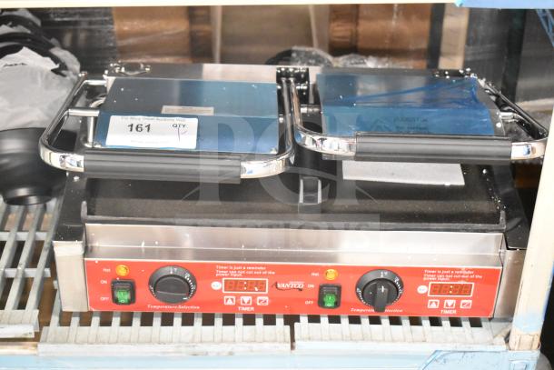 Brand new 2025 Avantco 177PG400ST dual panini grill, smooth plates, 19 5/8" x 9 1/8" surface, with timer, 120V.
