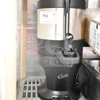 Curtis TXSG0101S600 ThermoPro 1 Gallon Insulated Server with Stand, brand new scratch and dent, visible label, durable design.