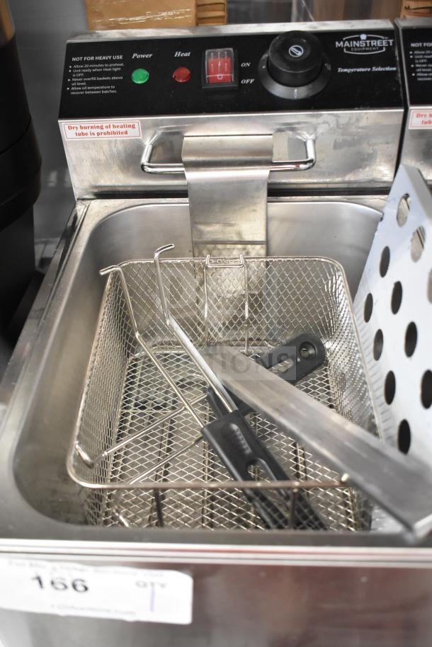 Mainstreet 177F20E dual tank electric countertop fryer, 20 lb capacity, new with scratch and dent, 110V, 1 phase.