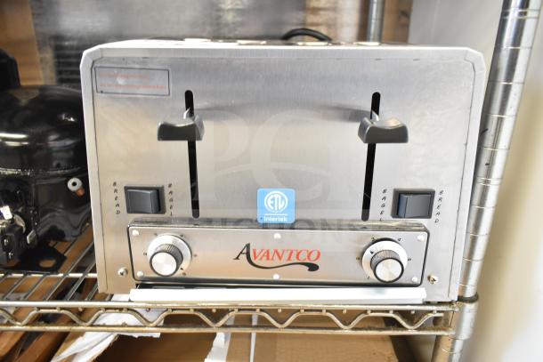Brand new Avantco 184THD27208 4-slice commercial toaster with wide 1.5" slots, 208V, single phase. Scratch and dent condition.