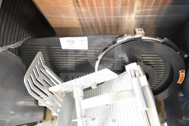 BRAND NEW Vollrath 40955 SLP330E/S 13" meat slicer, heavy-duty, scratch and dent, safe blade removal, 1/2 hp, 120V.