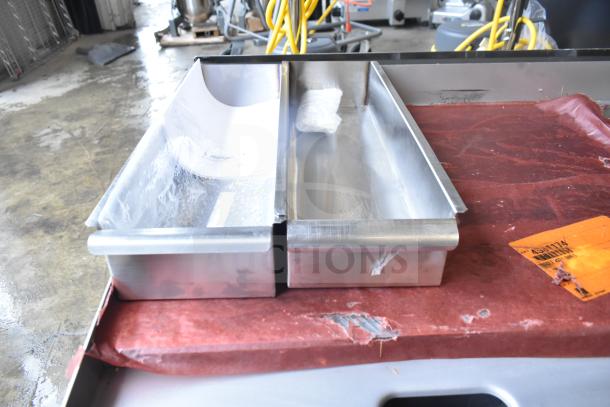 BRAND NEW SCRATCH AND DENT! Garland GTGG60-GT60M 60" LP Griddle, thermostatic controls, 140,000 BTU, in packaging.