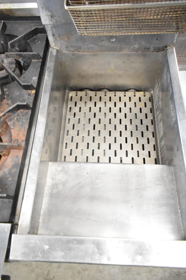Dean SR42GNS commercial deep fat fryer, natural gas, 105,000 BTU, good condition, stainless steel interior visible.