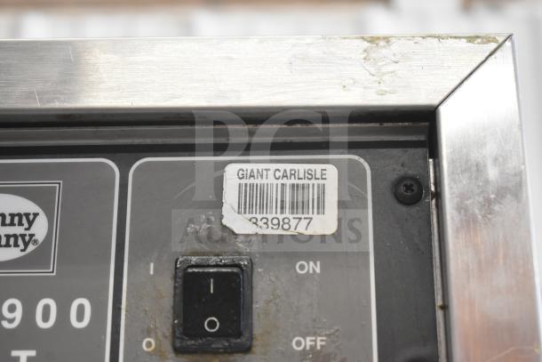 Henny Penny HC-900 CDT heated holding cabinet control panel with on/off switch. Barcode label showing "Giant Carlisle 839877."