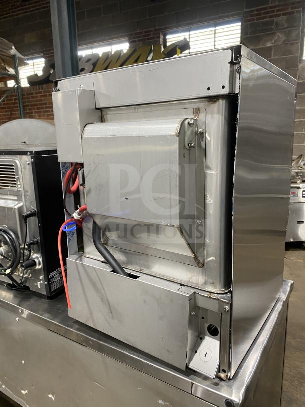 Hobart Advansys LXER stainless steel undercounter dishwasher, high-temp, electric, Energy Star certified, SN: 231241327.