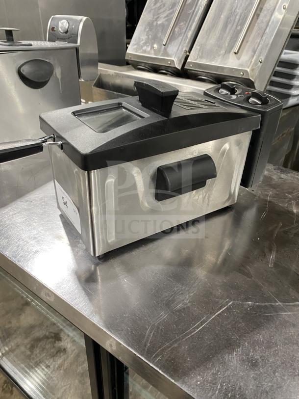 Hamilton Beach DF08 Commercial Electric Deep Fryer, Model 35200, stainless steel, includes fry basket, 120V, good condition.