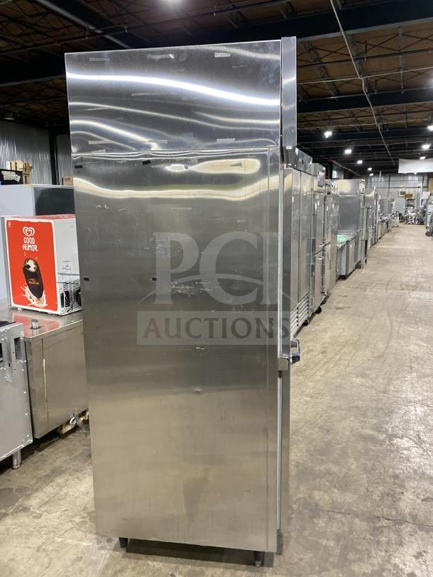 Victory RSA-1D-S7 stainless steel single door refrigerator, commercial grade, model G1085511, 115V 1 Phase, good condition.