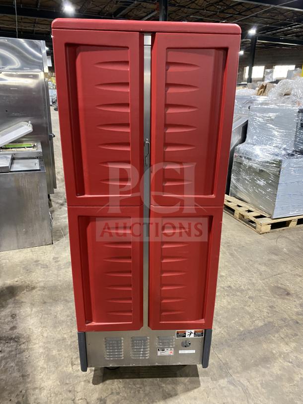 Metro C5-3 Series heated holding/proofing cabinet, model C539-HFC-4, with single glass door and universal pan slide, 120V.