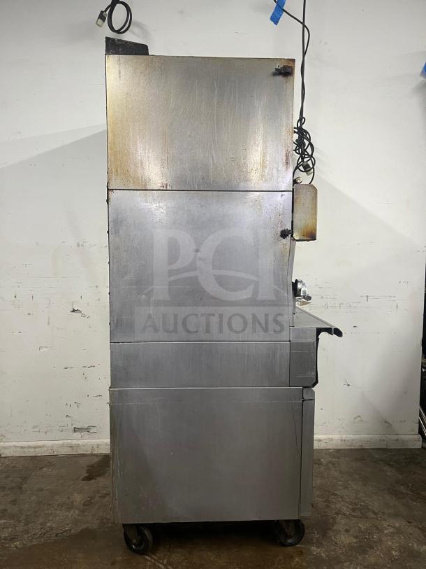 Vulcan VIR1F_NAT 36" gas broiler, deck-type, single infrared burner, 100000 BTU. Used condition; stainless steel.