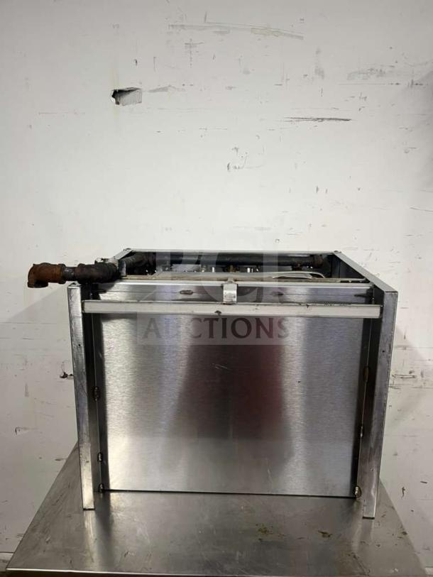 Jade Range JCM-24, 24-inch gas cheesemelter, stainless steel, wall mount, infrared burners, 20000 BTU, used condition.