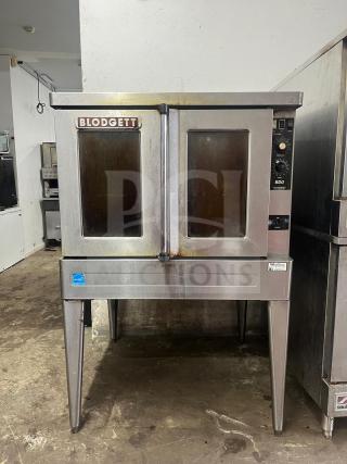 Blodgett BDO-100-G-ES convection oven, stainless steel, dual glass doors, floor model, visible brand labeling, used condition.