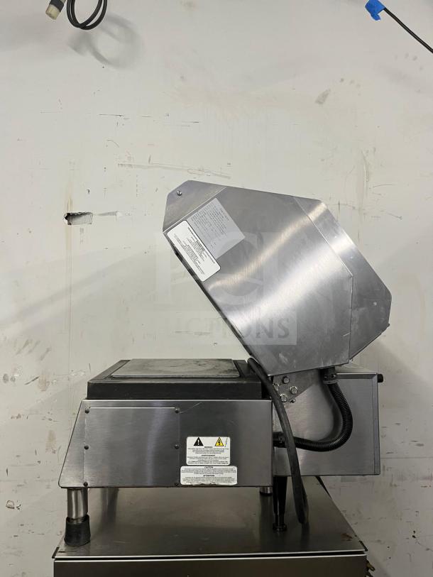 Nemco 6900-208-GF Panini Press with aluminum grooved and smooth plates, stainless steel body, visible power specifications label.