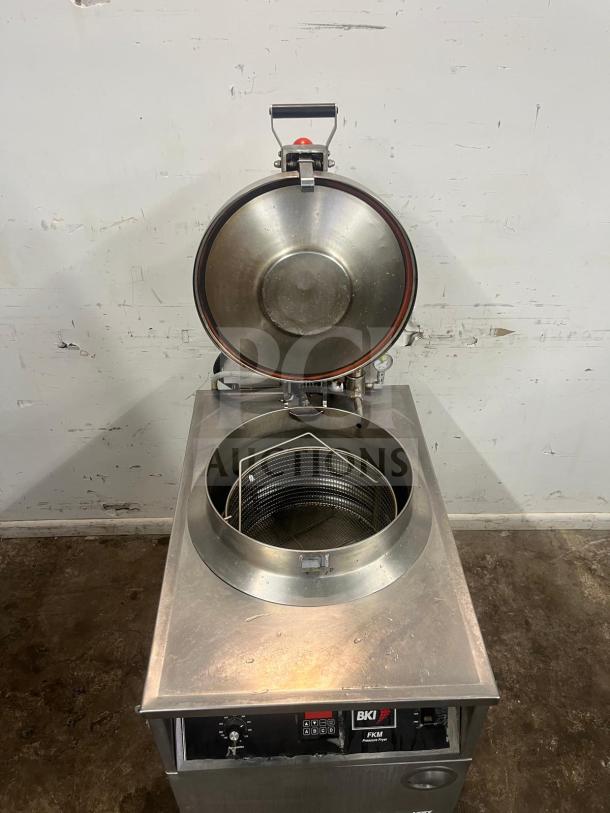 BKI FKM-F 24-inch electric pressure fryer, extra large, manual control, stainless steel, open lid, excellent condition.