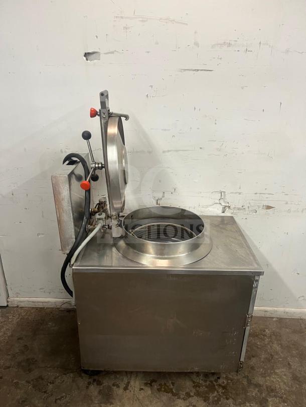 BKI FKM-F electric pressure fryer, 24-inch, extra-large volume, manual control, stainless steel, used condition.