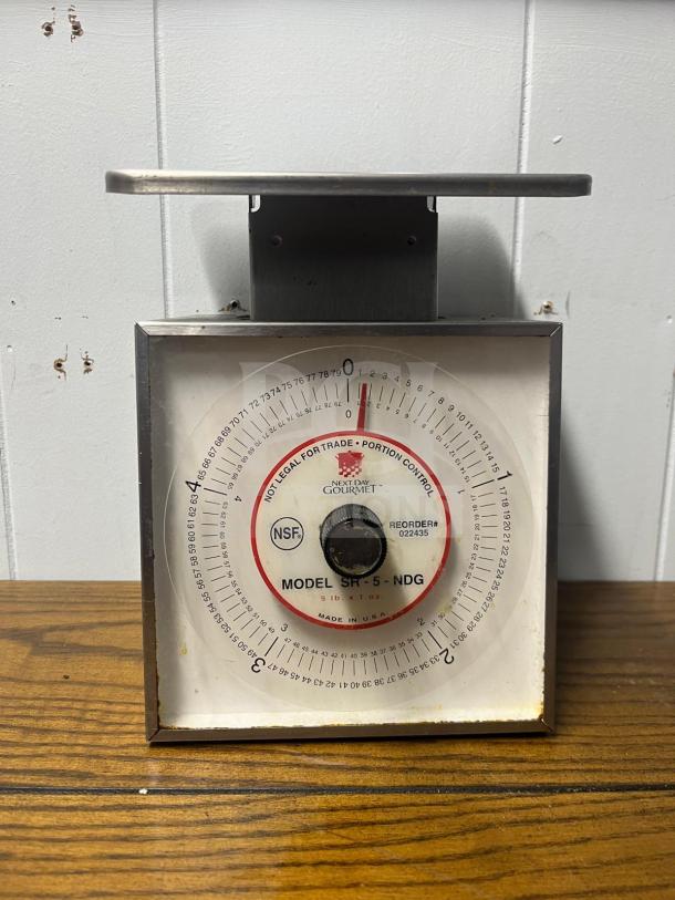 DON 5000 Mechanical Portion Control Scale, Model PREMIER 5000, stainless steel, large dial, vintage condition, NSF certified.