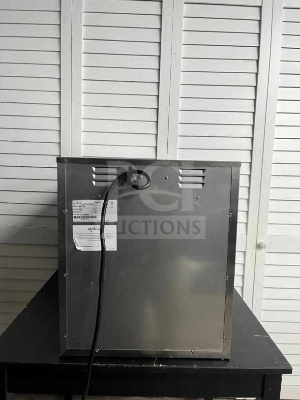 Alto-Shaam 500-2DN Halo Heat warming drawer, stainless steel, two drawers, freestanding, visible rear label, model details.