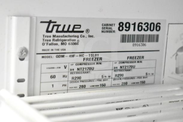 2016 True GDM-49F-HC commercial 2-door freezer label, showing model, voltage, refrigerant R290, and serial number 8916306.