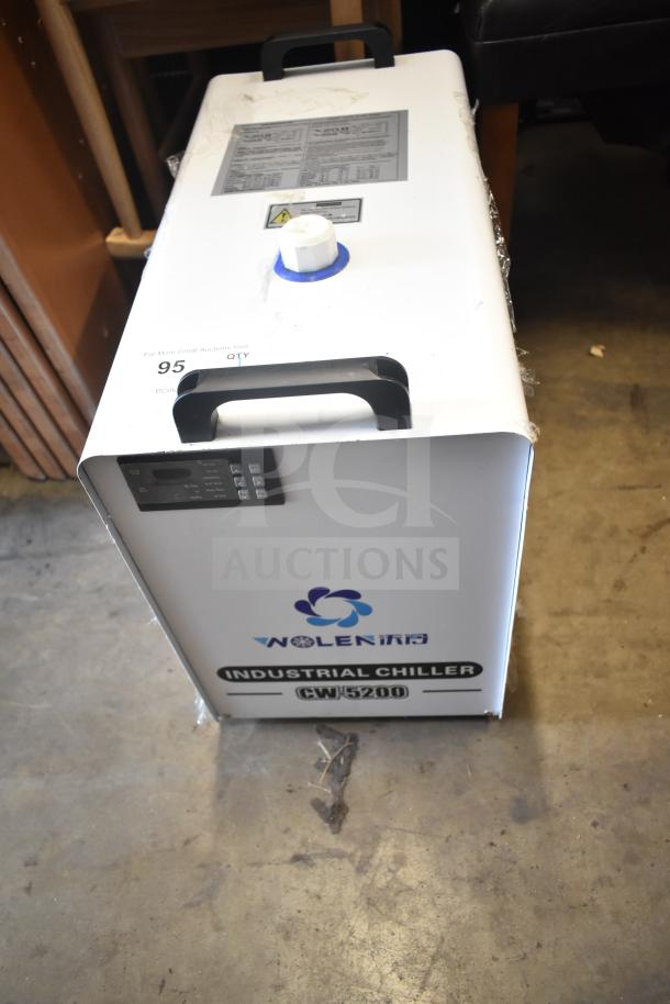 Wolen CW-5200 Industrial Water Chiller, 6L capacity, showing control panel and top labels, in used condition.