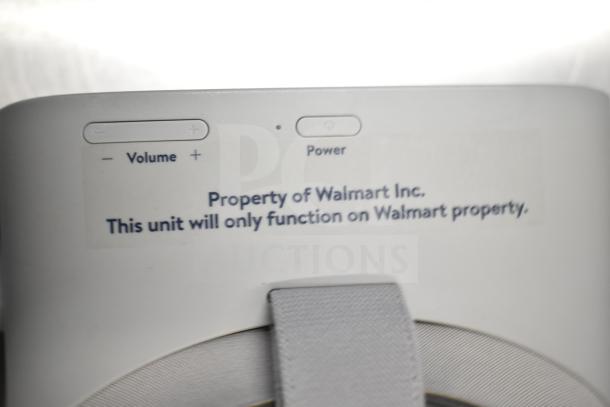 Oculus MH-A64 VR headset marked for Walmart use only, with volume and power controls visible.