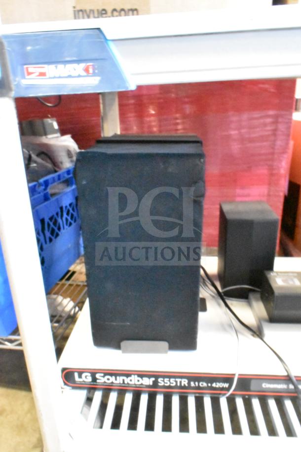 LG store display with Sound Bar S55TR, 5.1 channel, 420W, featuring speaker. Excellent condition, ideal for demo.