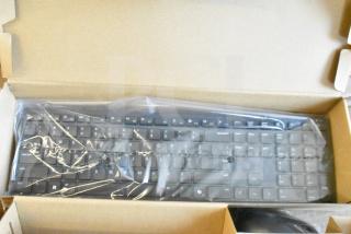 Boxed Dell keyboard in new condition, wrapped in plastic. Part of a lot with 9 various items.