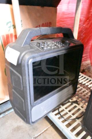 Monster MNVISION156-C Visioni 15.6" speaker, black, with control panel, 100-240V, 1 phase. Good condition.